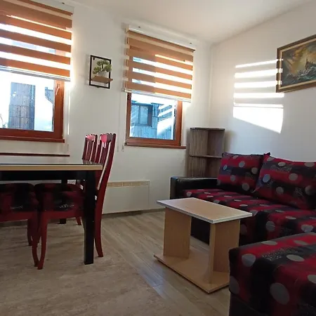 Suri Centar Apartment