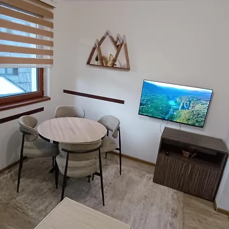 Suri Centar 아파트